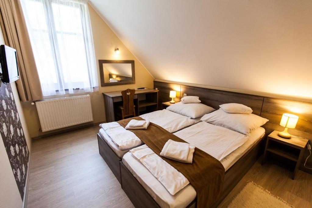 Piroska Csarda Es Panzio Bed and Breakfast Σίοφοκ Εξωτερικό φωτογραφία
