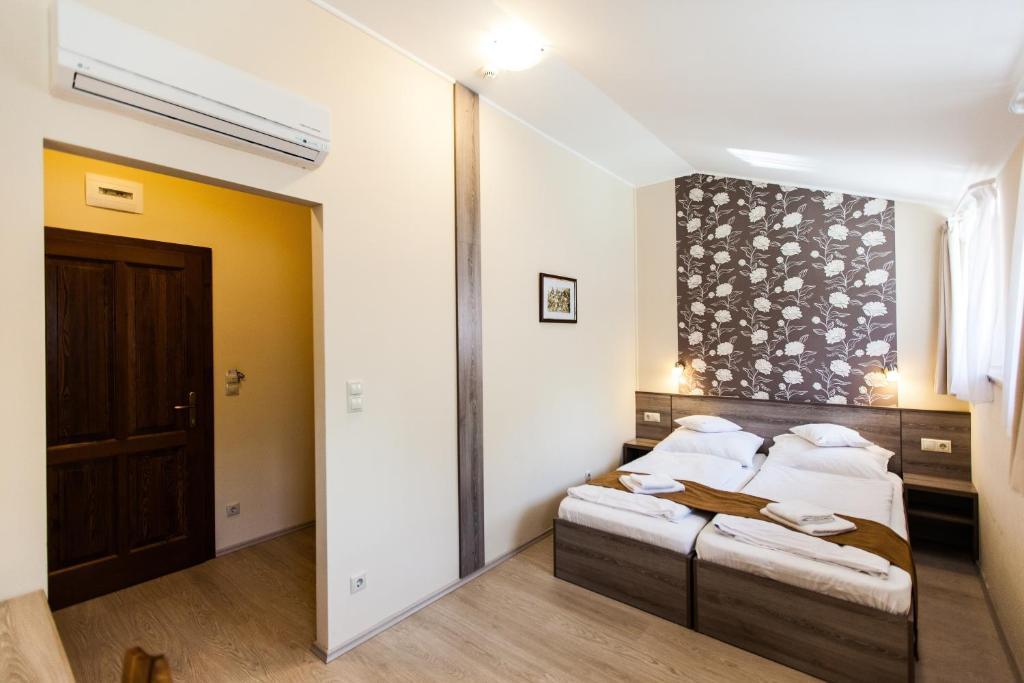 Piroska Csarda Es Panzio Bed and Breakfast Σίοφοκ Εξωτερικό φωτογραφία